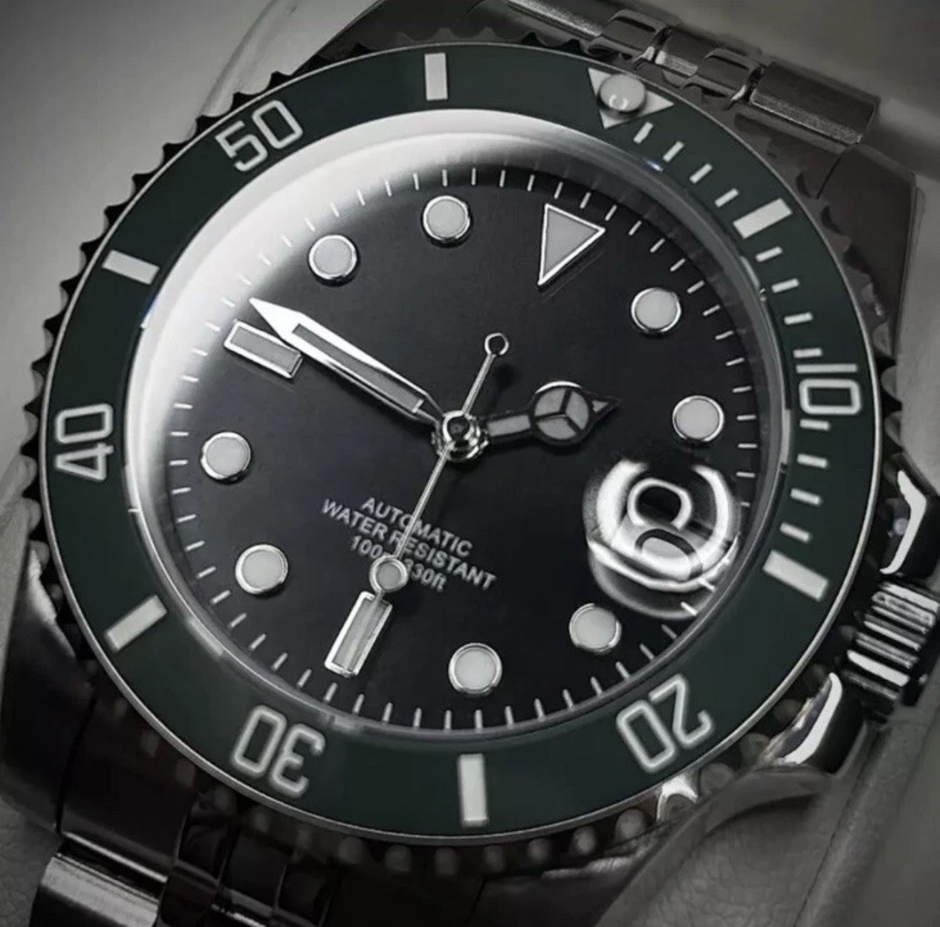 Custom 40mm Green Sub Style Mod Watch Jubilee Band w/ NH35 Automatic