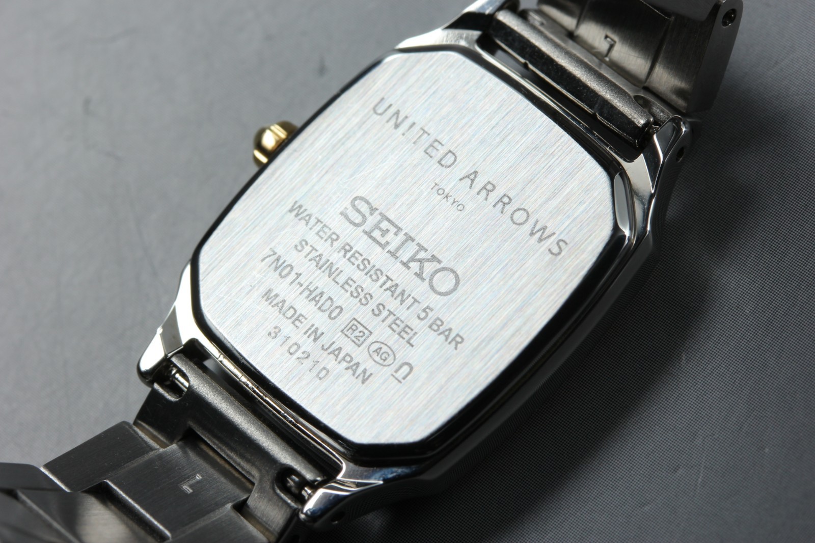 [ MINT w/ BOX ] SEIKO United Arrows 7N01-HAD0 23mm Silver Dial QZ Women’s Watch