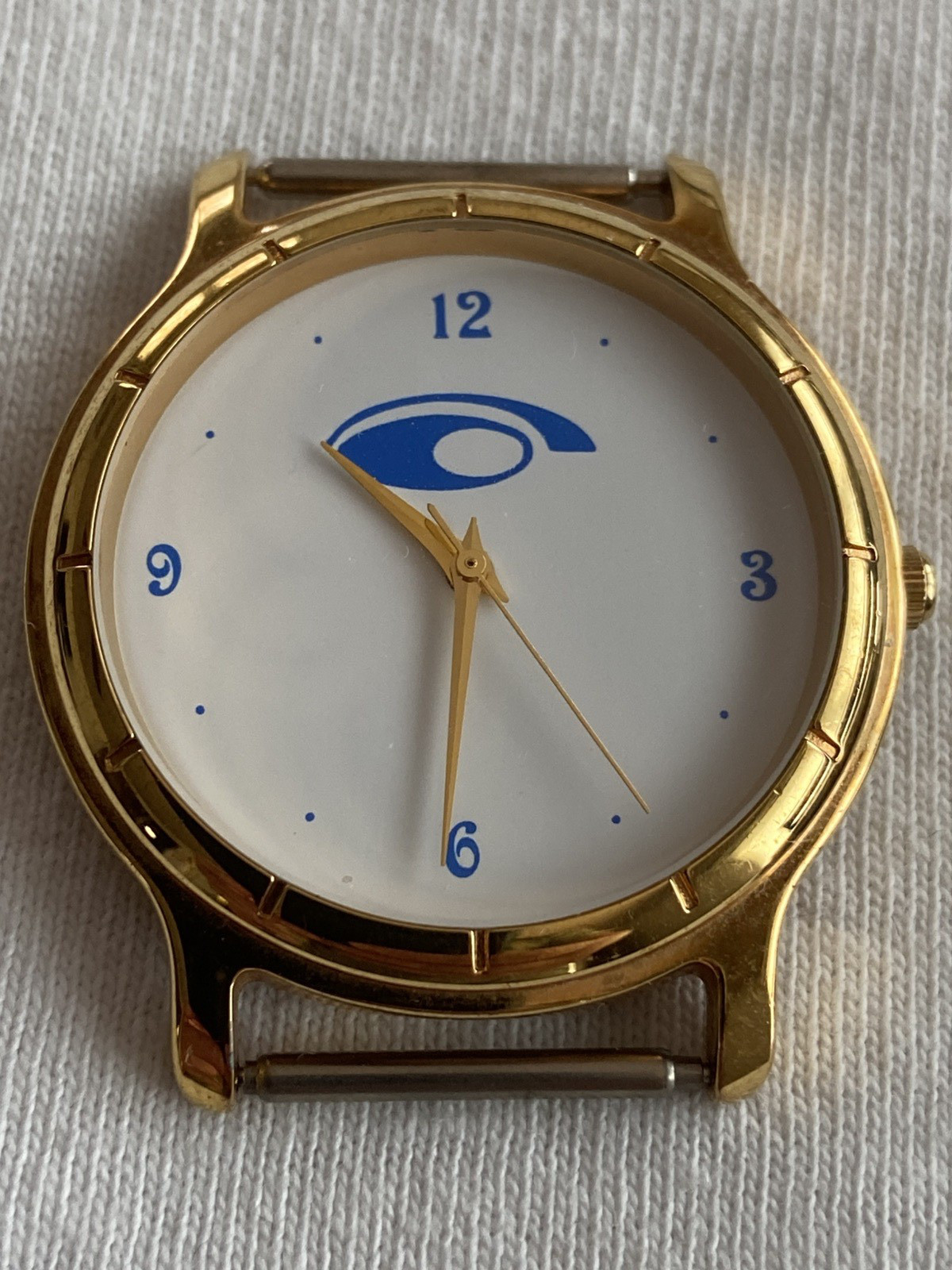 (4) Working Quartz Watches wth New Batteries, No bands #103 Seiko and Kessaris