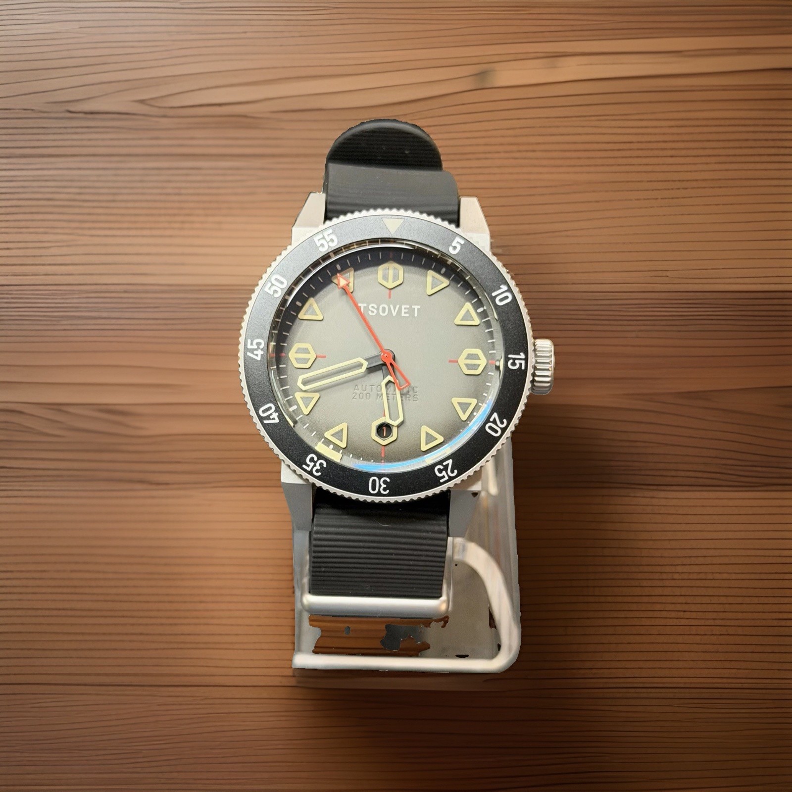 Tsovet JMT-DW42 Global Explorer II Men’s Automatic Diver Watch