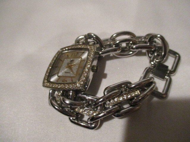 CELEBRITY 2 Tone Bracelet Watch International w/Rhinestones on Bracelet & Bezel