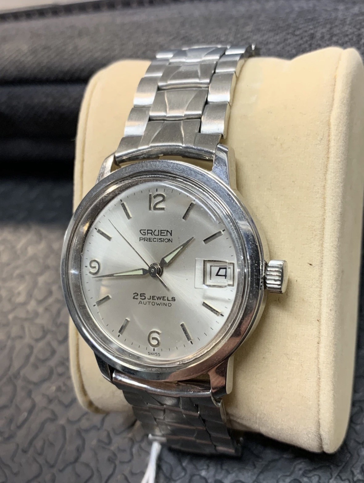 Vintage Gruen Precision 25 Jewel Automatic Wrist watch Runs well