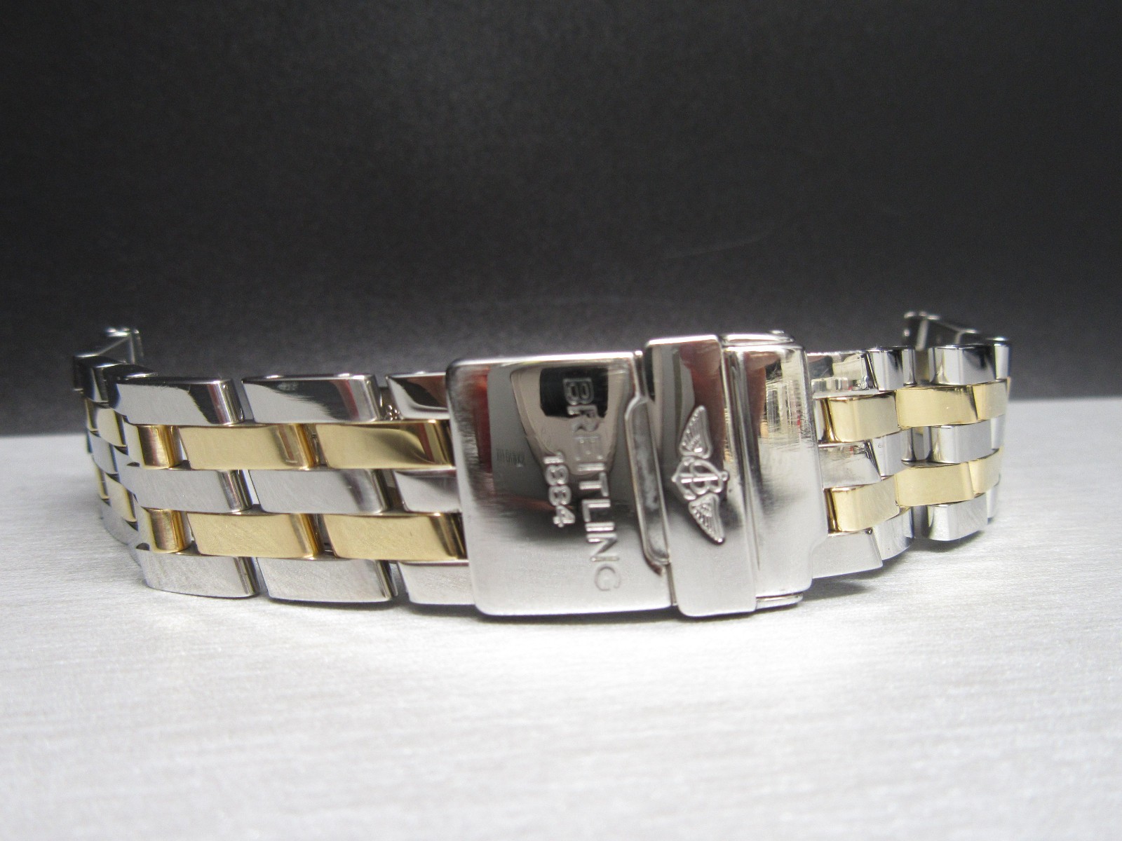 G731 Luxury Breitling Chronomat With Folding Clasp Bracelet 20 Mm Steel Gold ⭐⭐