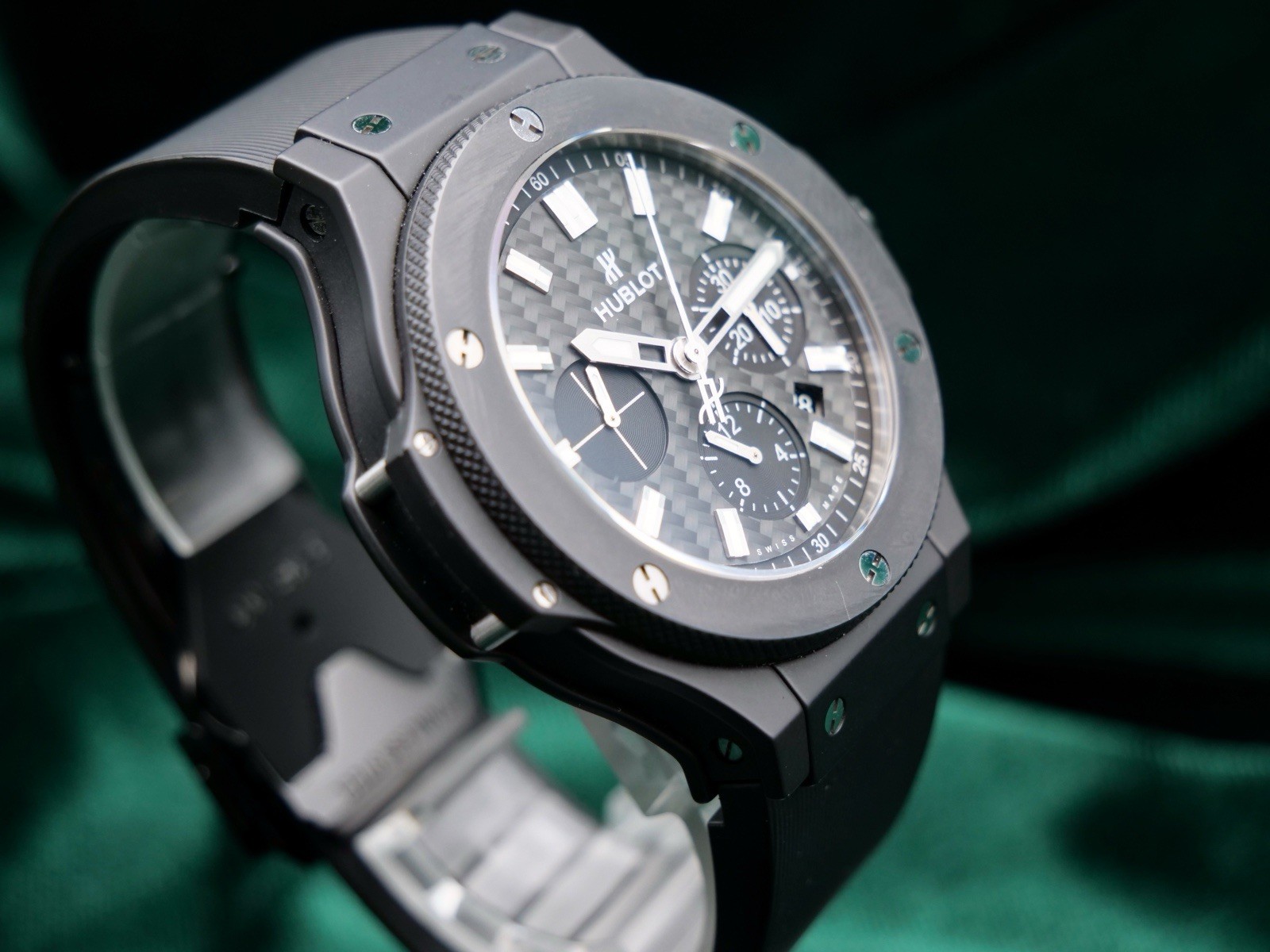 Hublot Big Bang Black Magic Carbon Fiber Dial Ceramic 301.CI.1770.RX B &P 2021