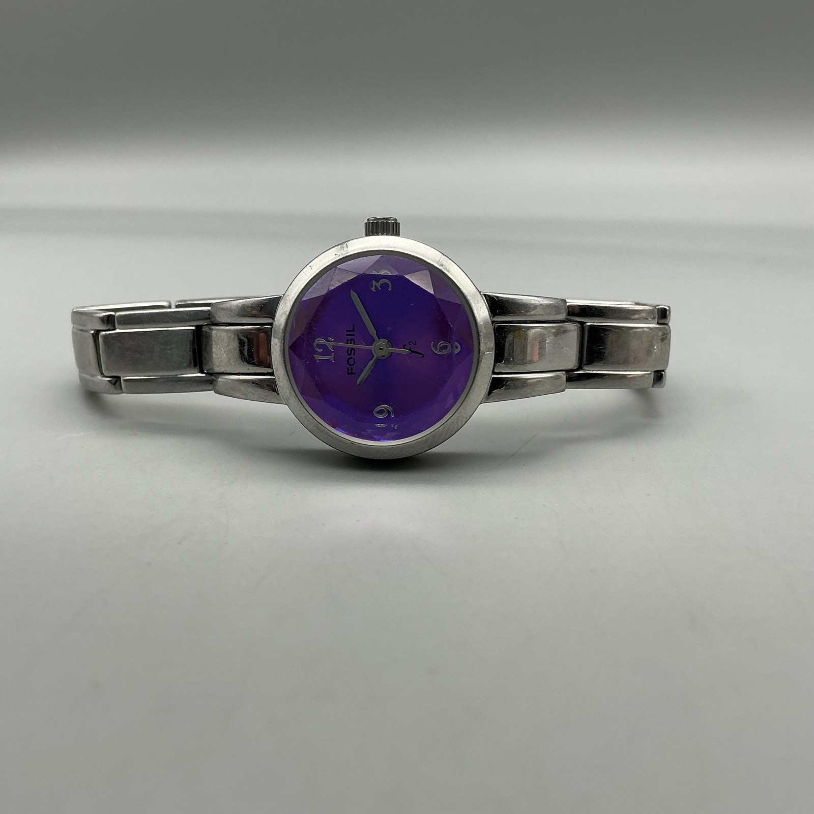 Fossil F2 Womens Watch 22mm Purple Dial Stainless Steel New Battery 5.75″