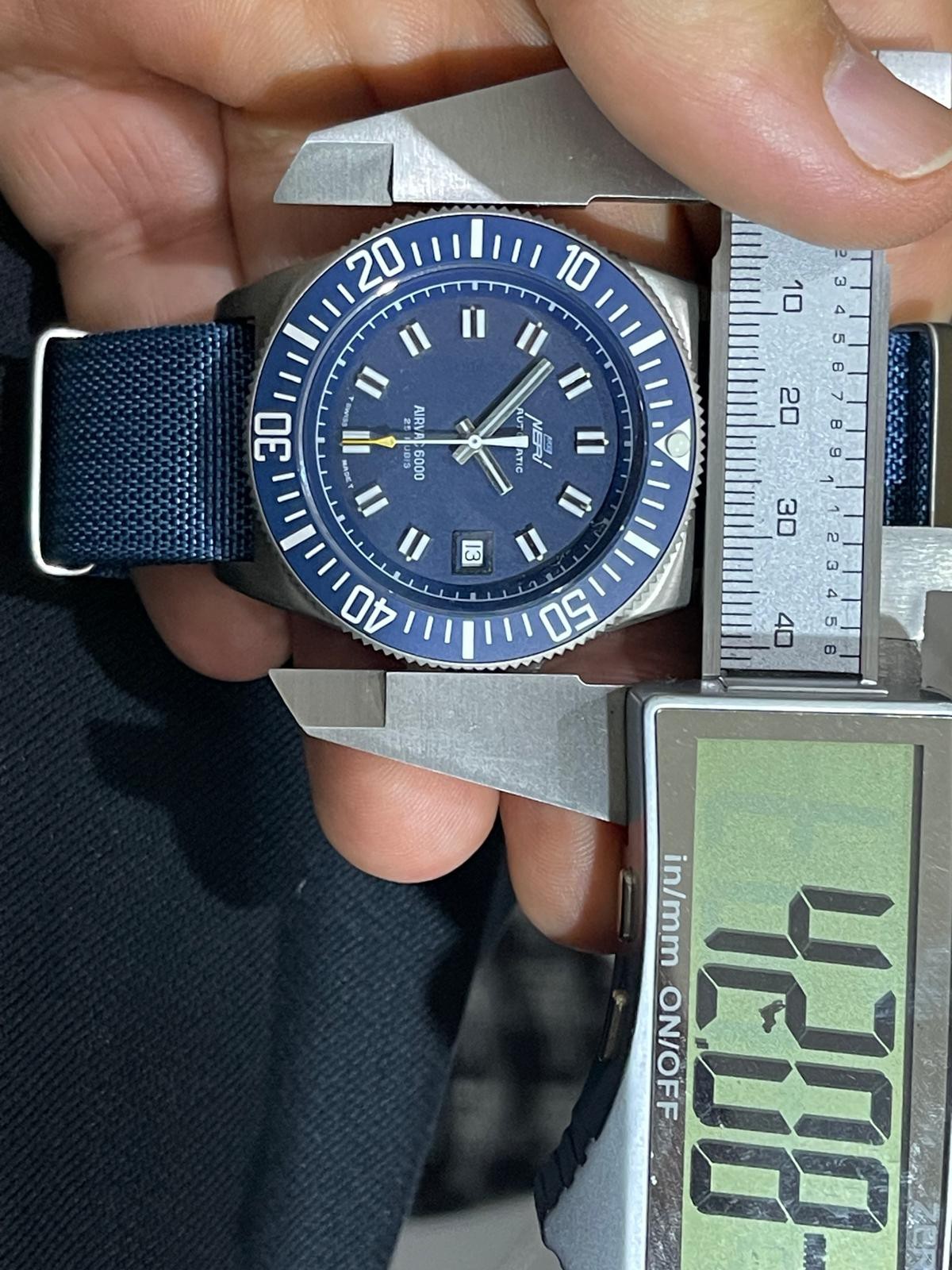 BLACK AIRVAC6000 Diver 200M TITANIUM Automatic Swiss Made SW200 – SELF-PRODUCED
