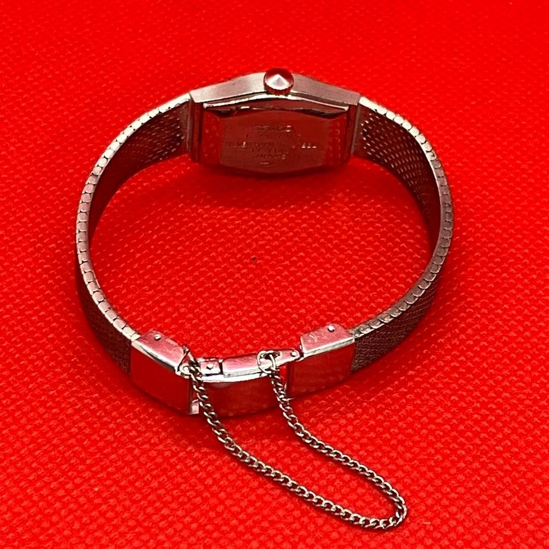 Excellent condition SEIKO manual winding women’s watch with blue dial, fully