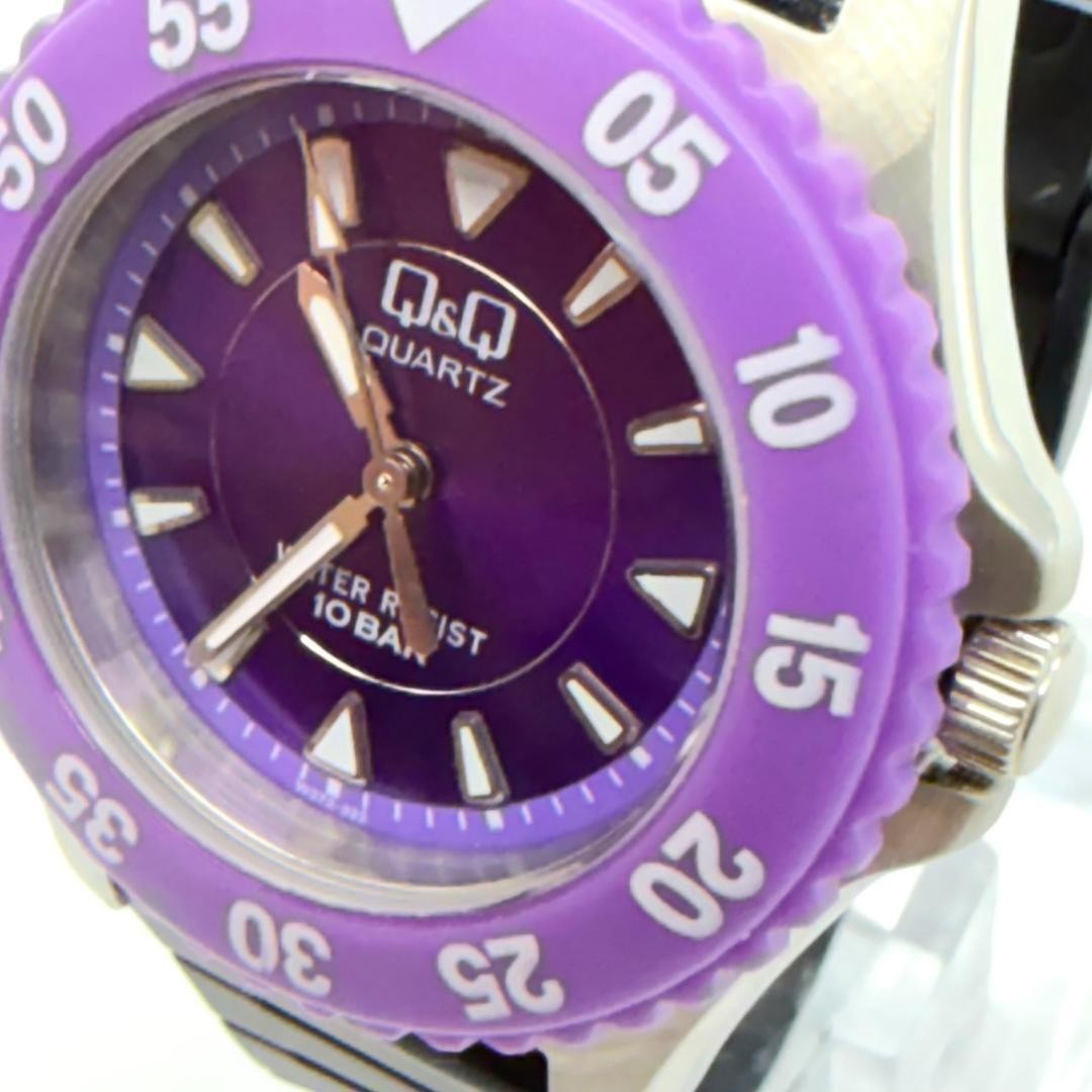 Excellent condition Citizen Q&Q wristwatch with rotating bezel, new battery,