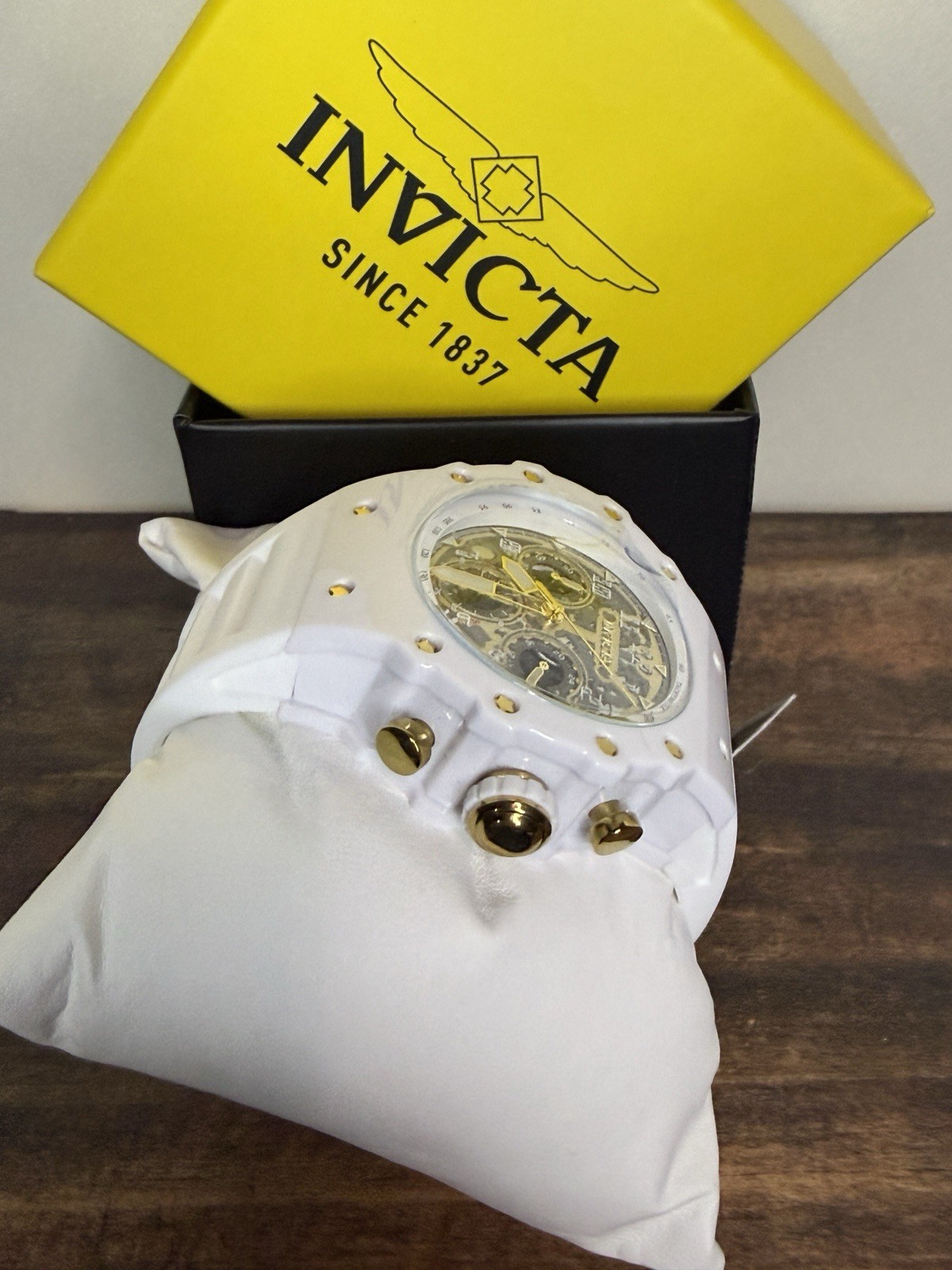 Invicta Racing Vaulthan Men’s Watch – 44mm. White