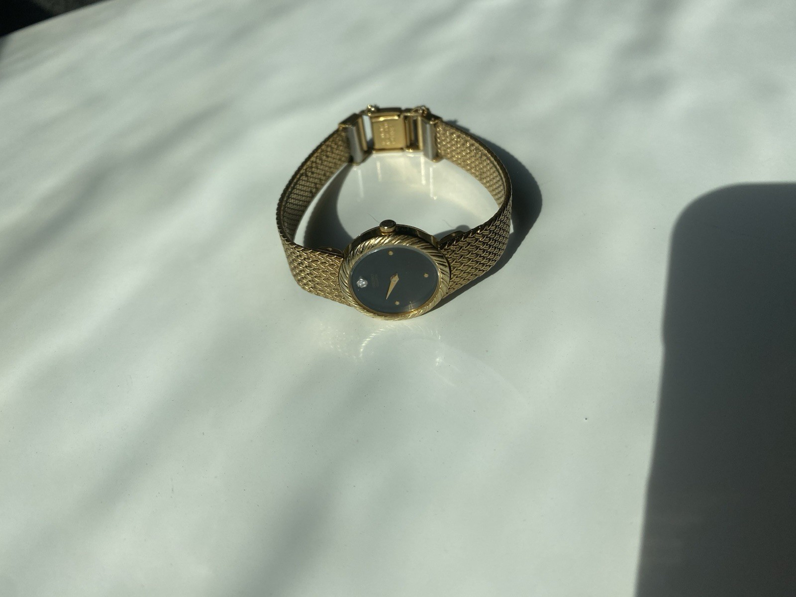 Seiko Round Women’s Quartz Watch Gold Tone/ Working/ New Battery