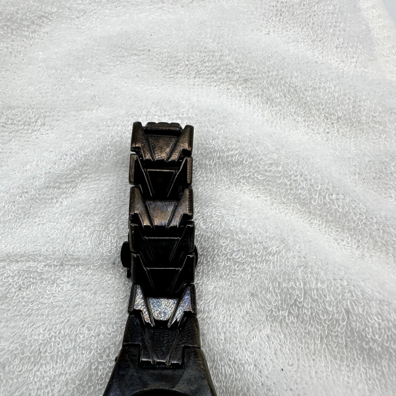 Versales Black Quartz Analog Watch with Geometric Metal Bracelet