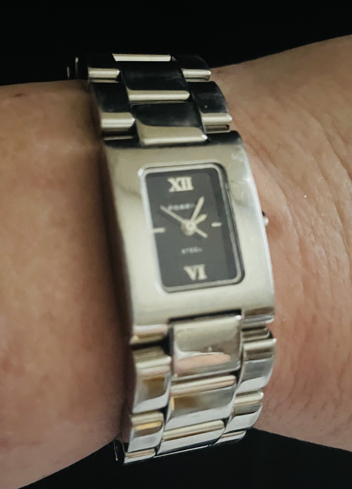 Vintage Fossil Steel FS-2587 Quartz Watch – Solid Stainless Steel