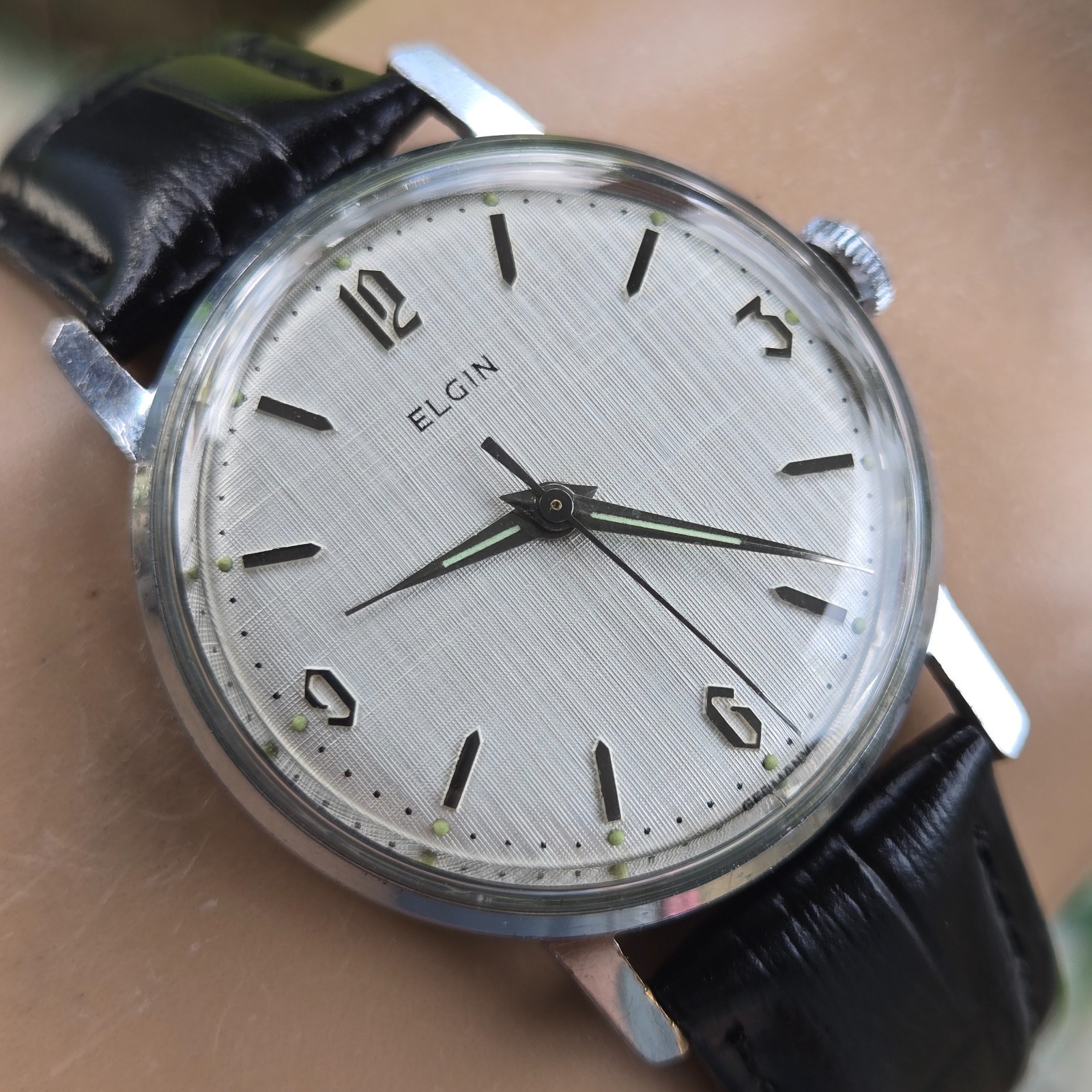 Vintage ELGIN men’s manual wind watch Linen dial Germany 1960s