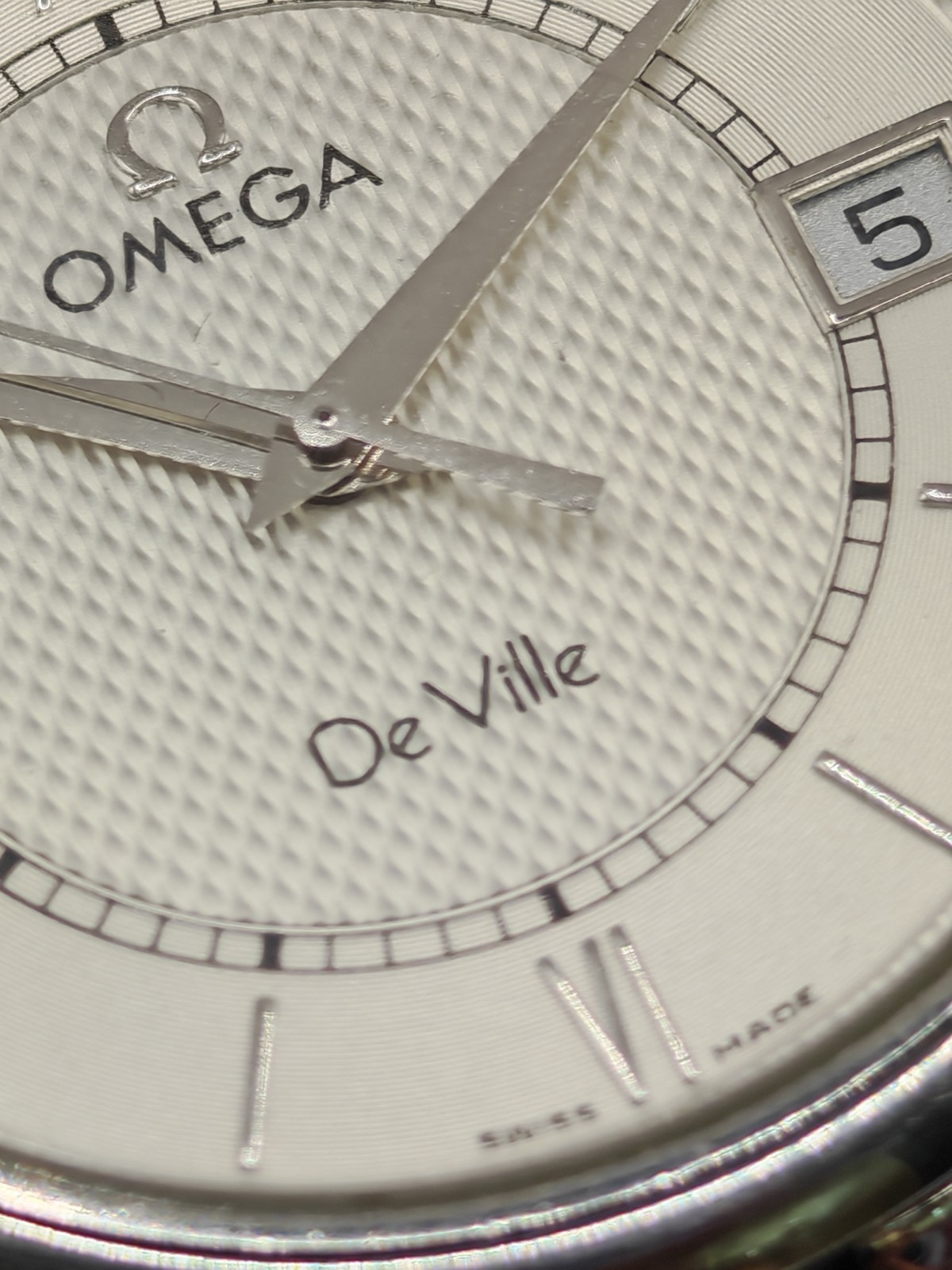 Omega De Ville Prestige White Hobnail Dial Mens Quartz Watch Stunning Condition