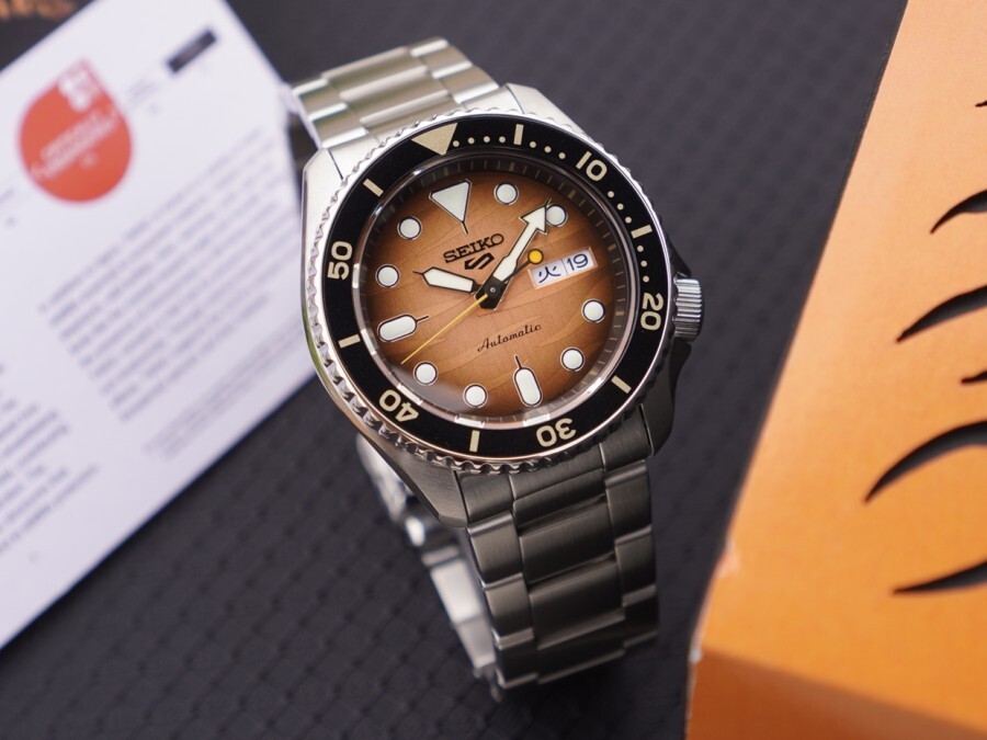 SEIKO 5 Sports SRPL45K1 Automatic Watch Indonesia LIMITED Edition Tiger Day Date