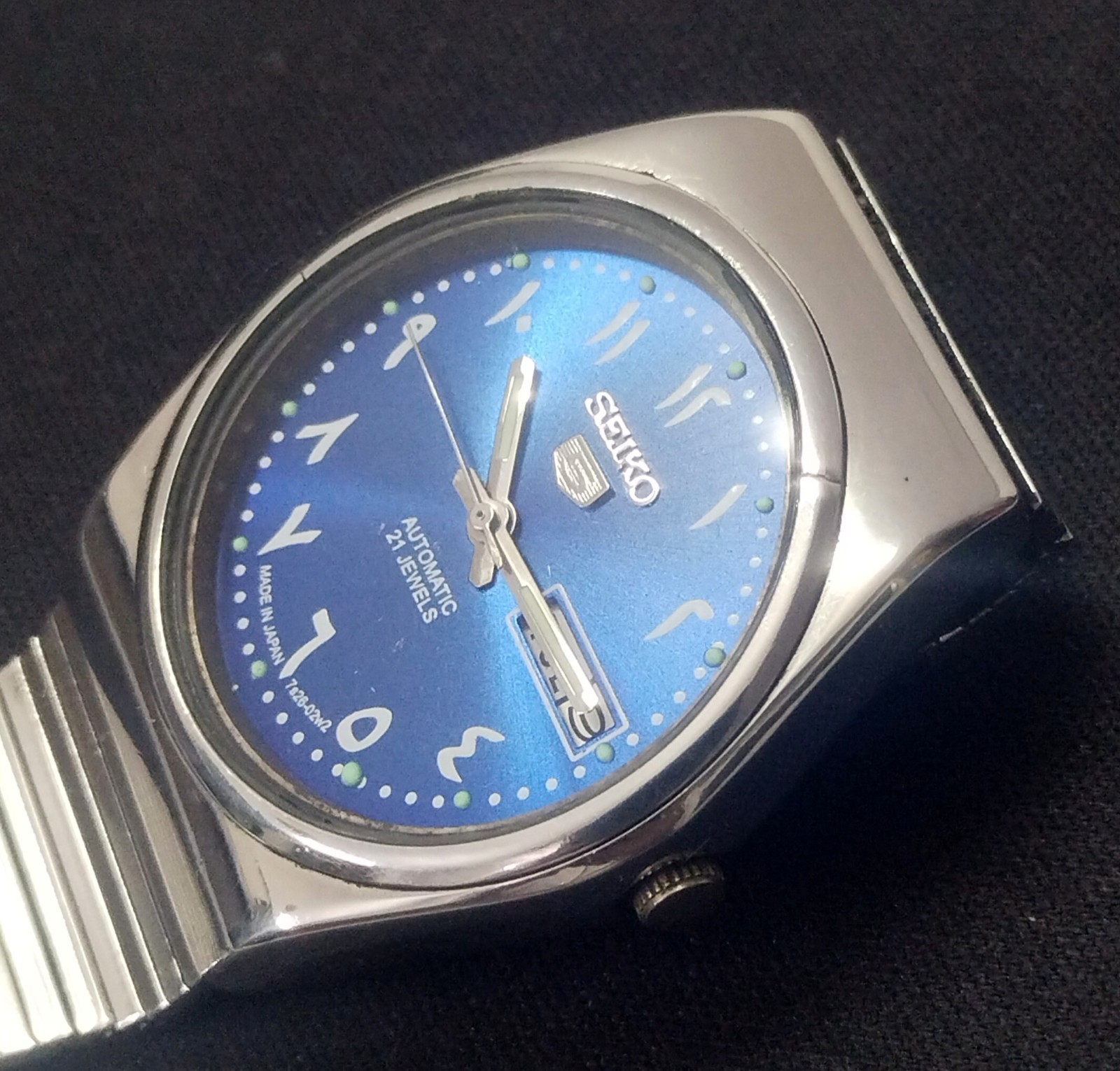 Vintage Seiko 5 Automatic Men’s Watch Blue Dial Arabic Numbers Working Perfectly