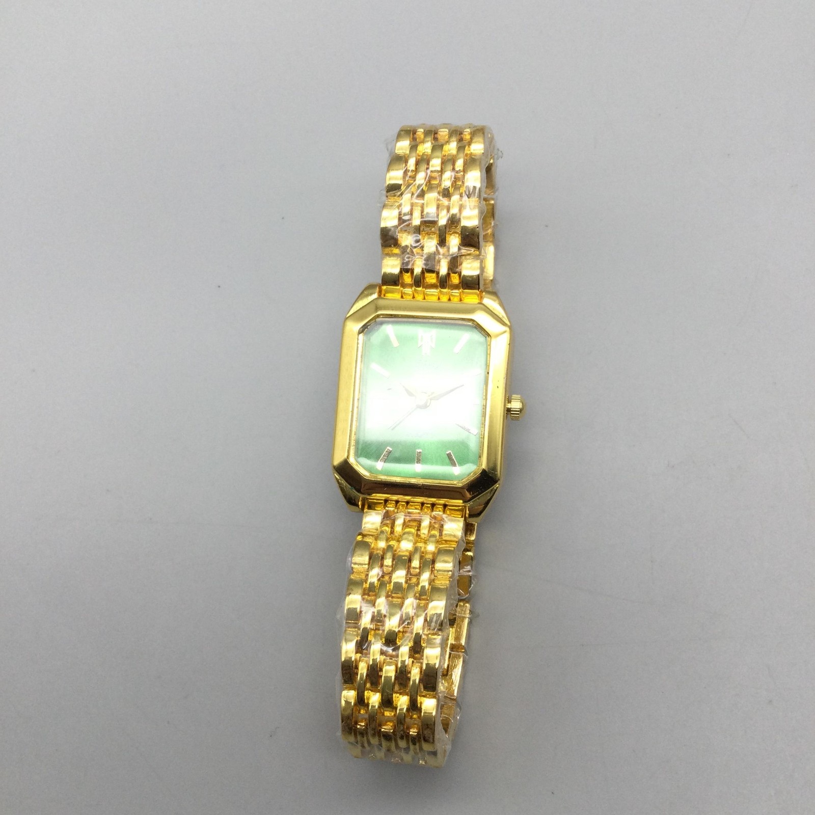 XIMILI Watch Womens 23mm Gold Tone Green Dial Stainless Steel Bracelet 7.25″