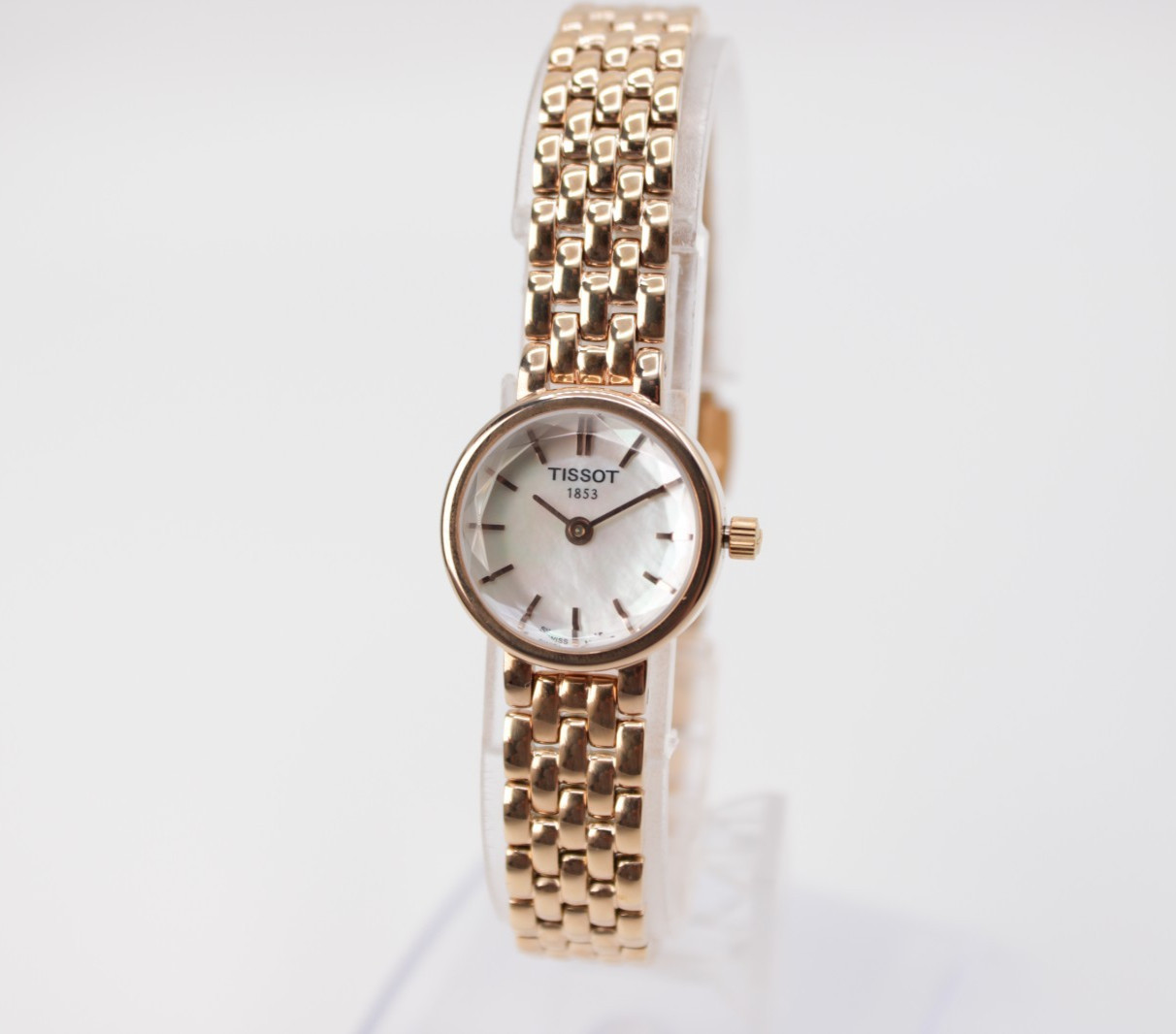 MOVADO Museum Classic Black Dial 26MM Black Leather Ladies Watch 0607016