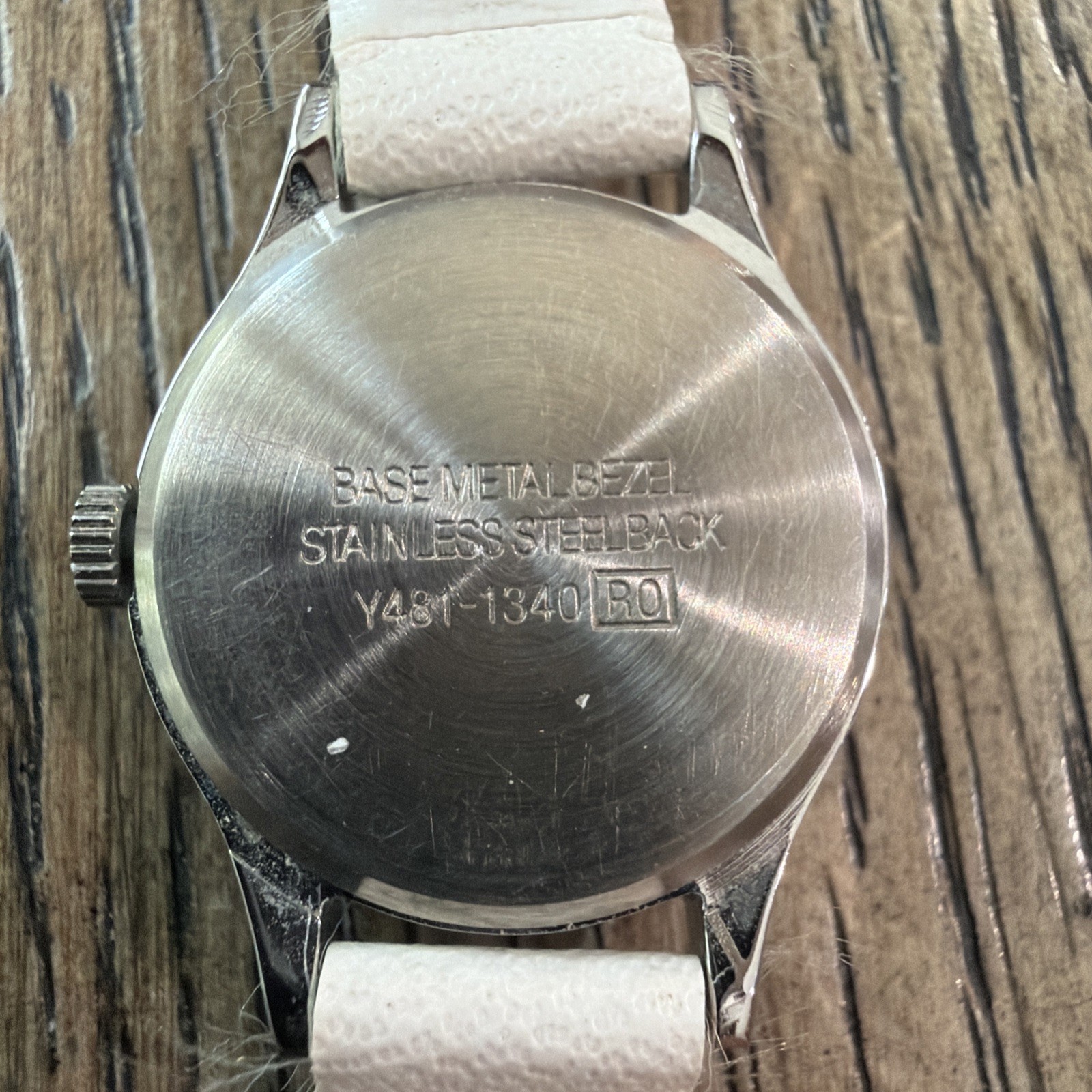 Women’s Vintage LORUS Classic 21mm Silver Tone Watch Leather Band V232-0070