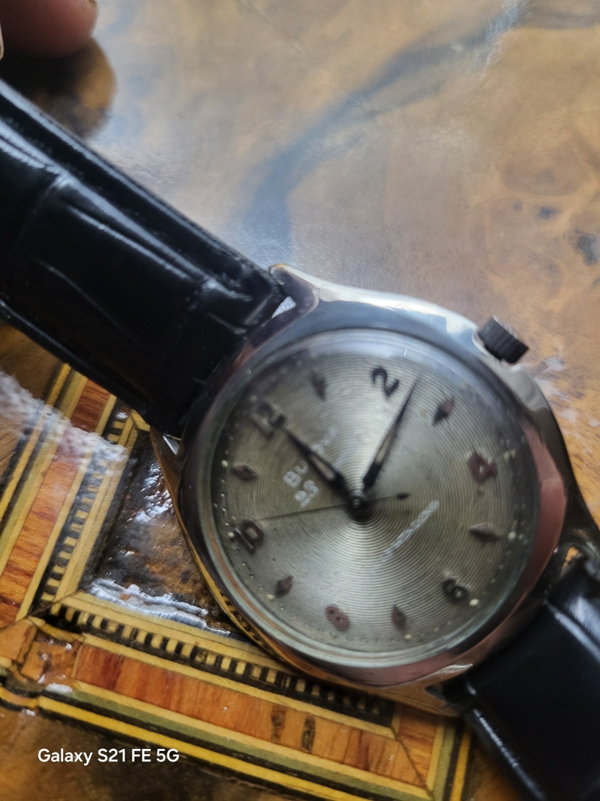 Bulova 23 Jewel Self Winding Vintage Men’s Watch Silver Dial Black Leather