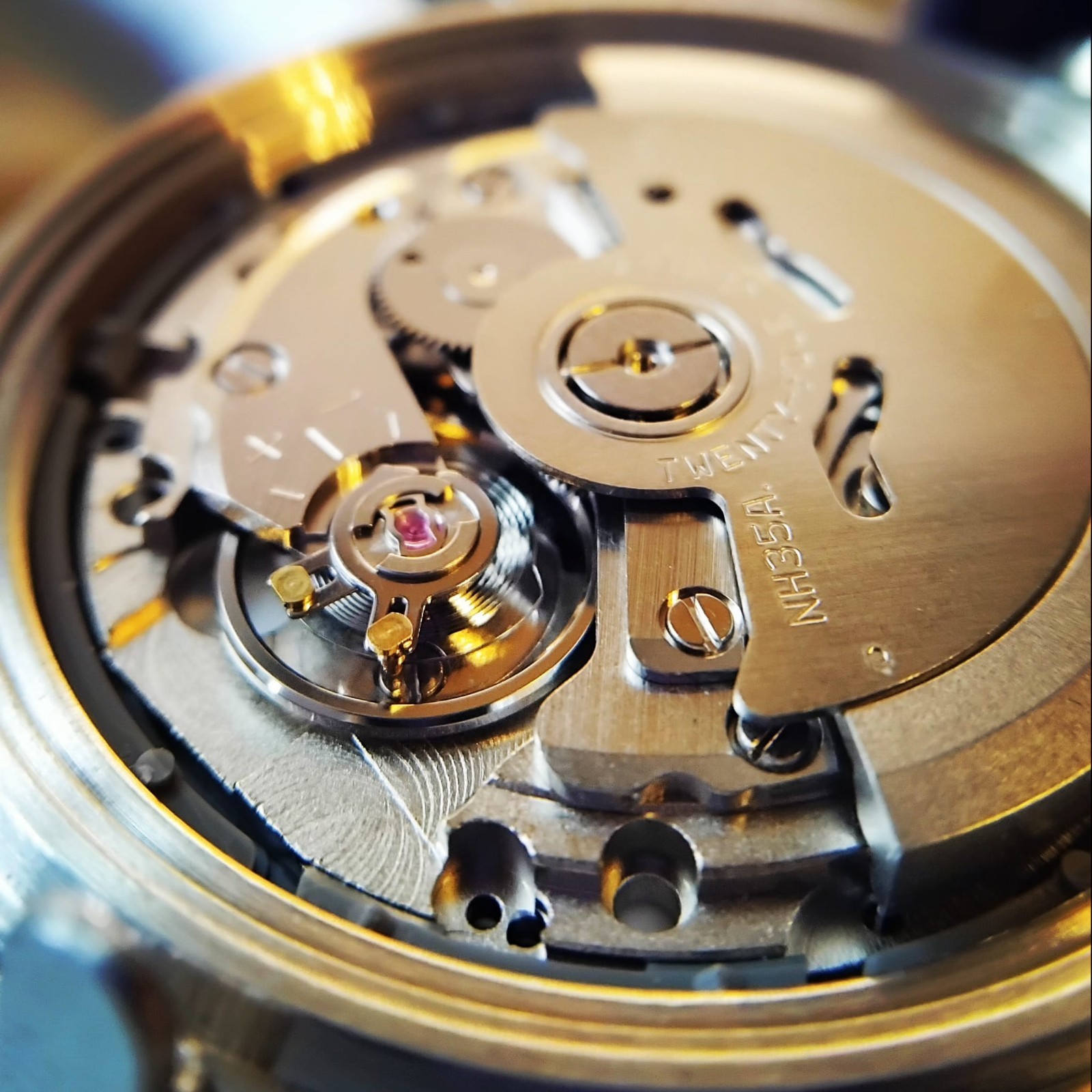 Vintage 38mm Automatic Movement Watch -Hora-