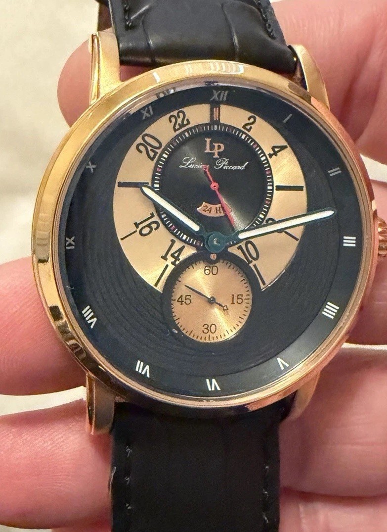 Lucien Piccard LP-40043-RG-01 Santorini Men’s Quartz Watch Small Strap Issue