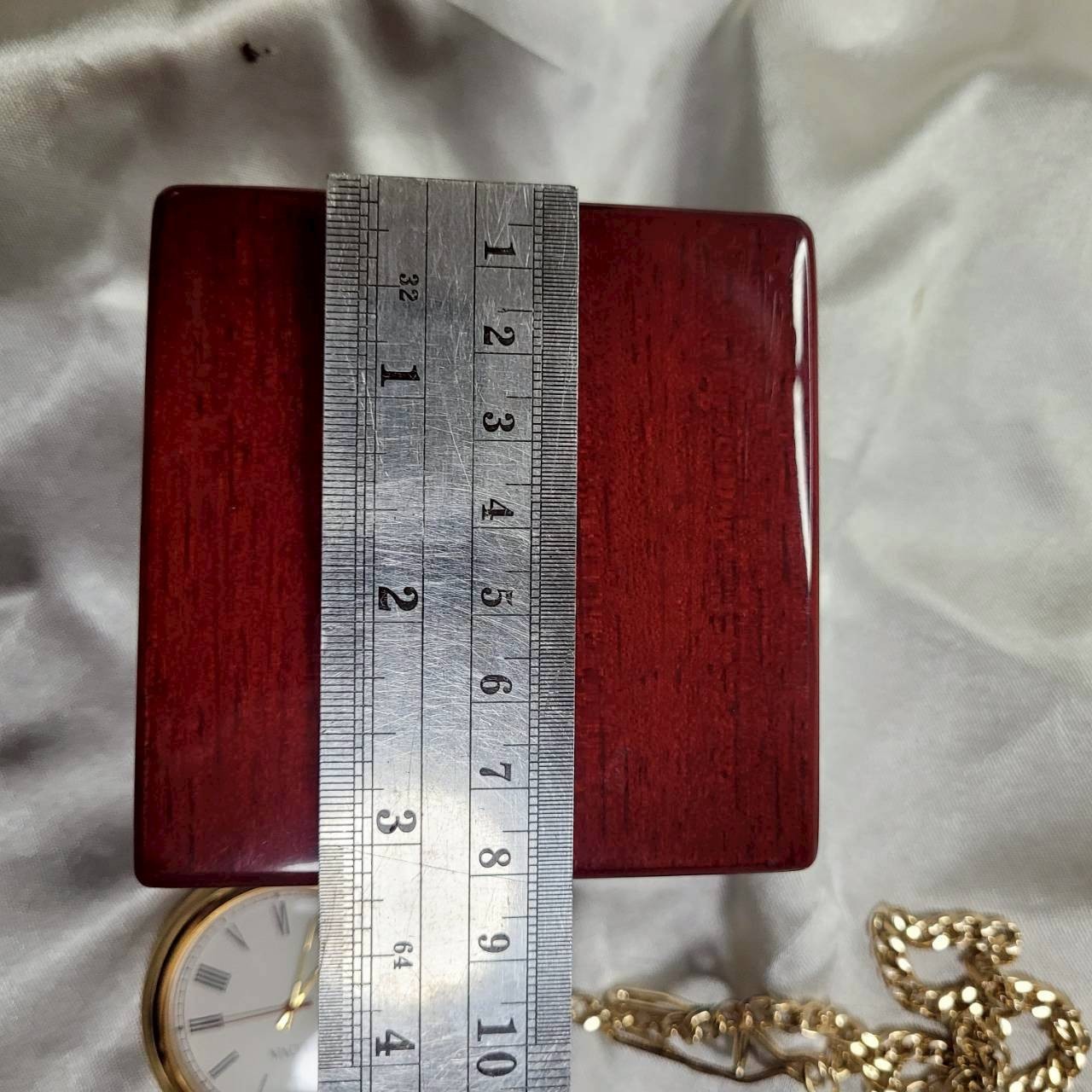 Bulova Ashton Gold-Tone Pocket Watch B2662 Quartz High-Gloss Mahogany Wood Box