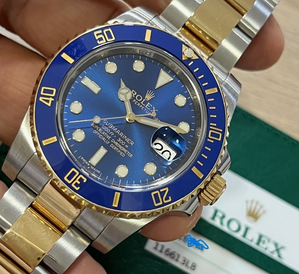 ROLEX SUBMARINER 40mm Ref: 116613LB CERAMIC BLUESY WITH PAPERS 2015