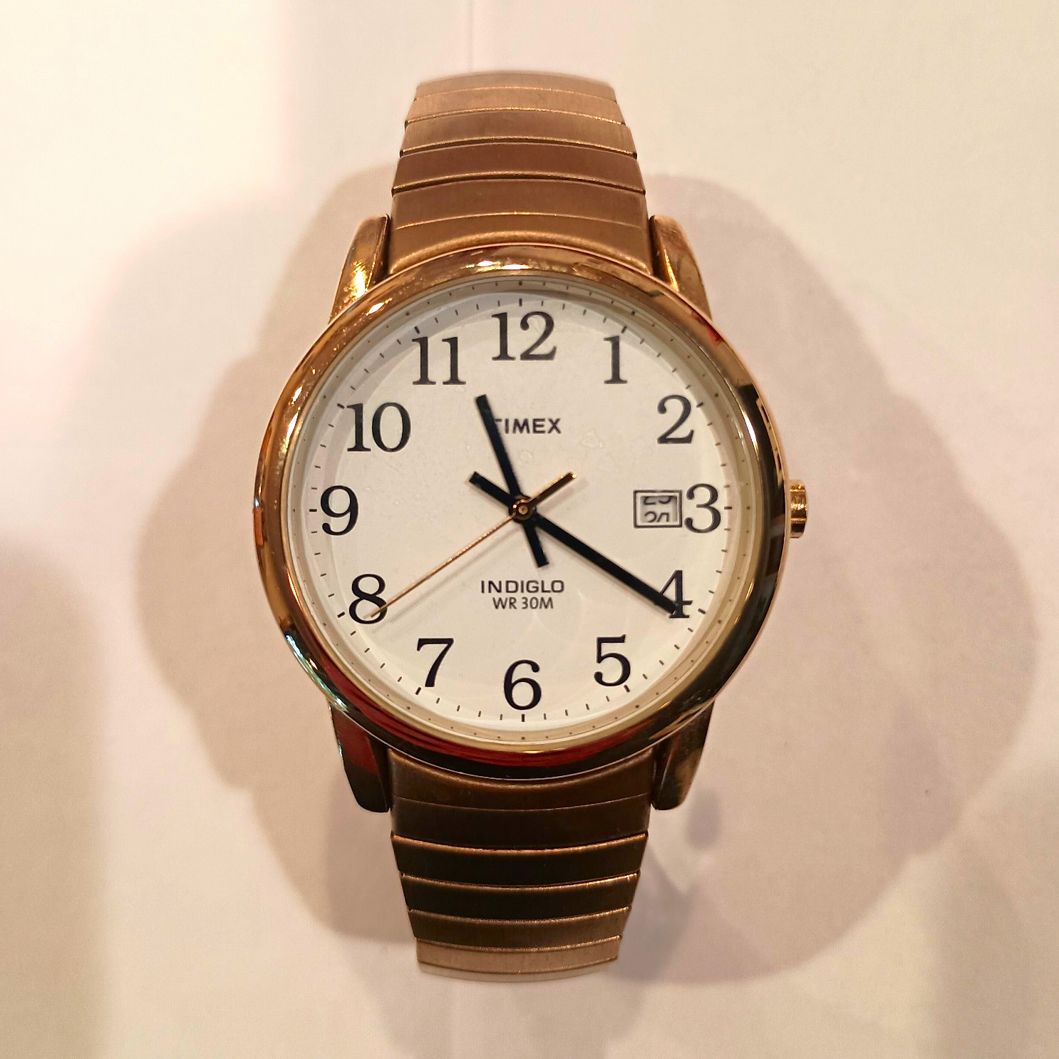 Timex Indiglo Quartz Wristwatch White Dial Arabic Date Gold Bracelet 30m