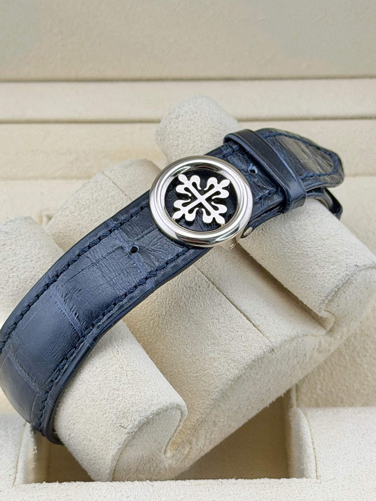 2026 Patek Philippe Annual Calendar Blue Ombre Baguette Diamond Dial 5396G 38.5m