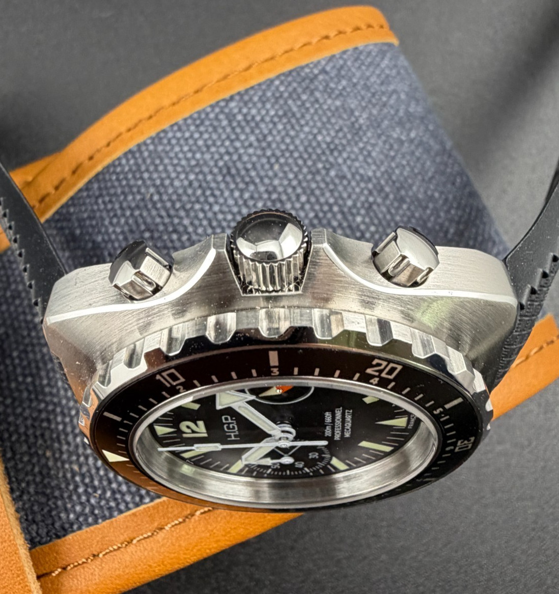 H.G.P. Diver 200M Chrono-Mecaquartz Black Big-Eye Chronograph