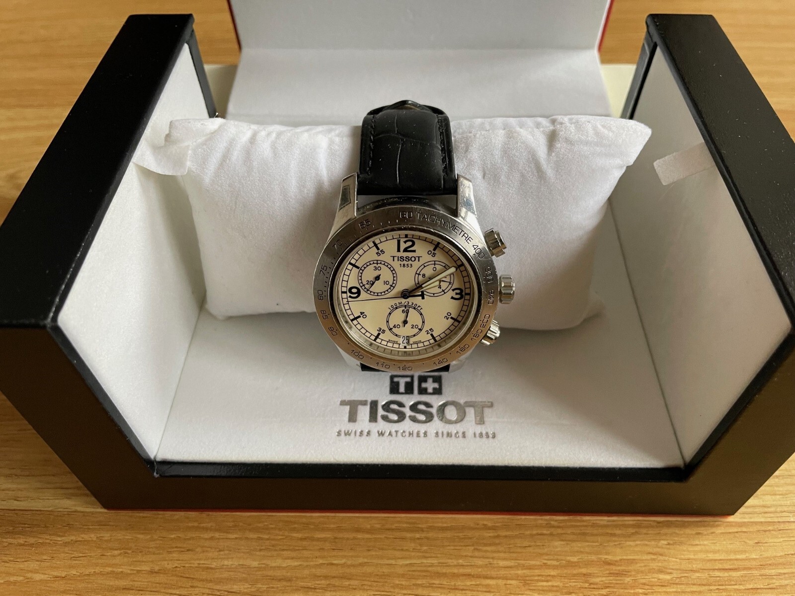 Men’s Tissot V8 Chronograph Cream Dial Pre-owned