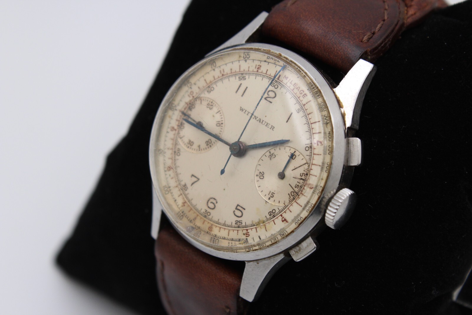 Longines Wittnauer 32mm Pilot’s Chronograph 2 Register Vintage 1940s WWII Era