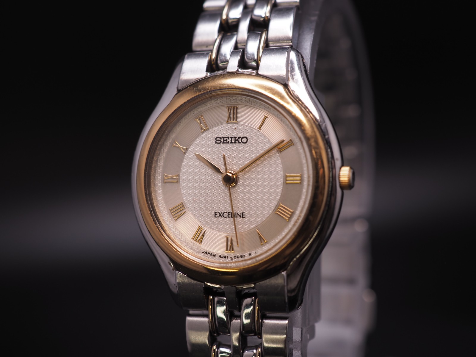 Vintage N MINT Seiko Exceline 4J41-0030 Two Tone Roman Qz 24mm Women Watch JAPAN
