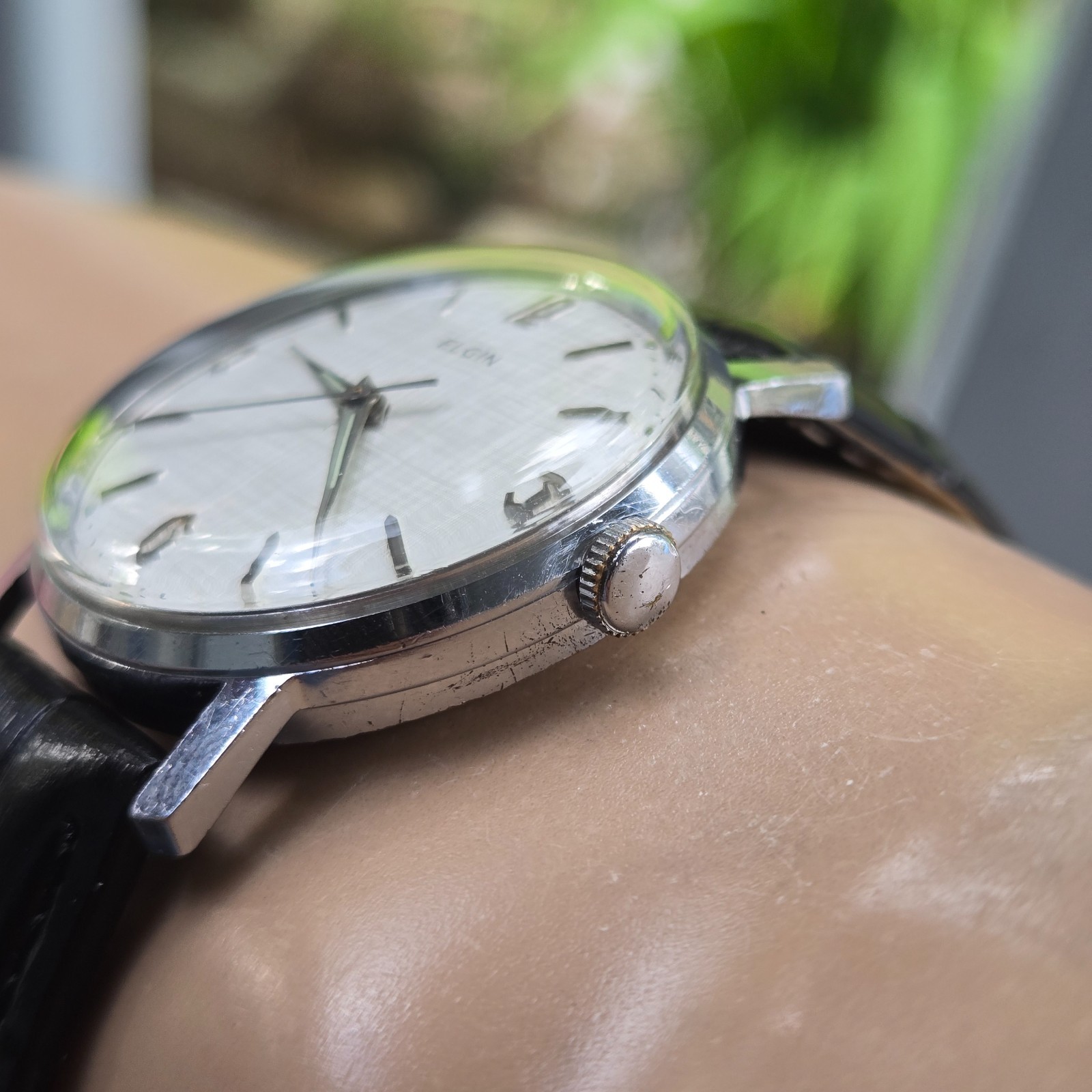 Vintage ELGIN men’s manual wind watch Linen dial Germany 1960s