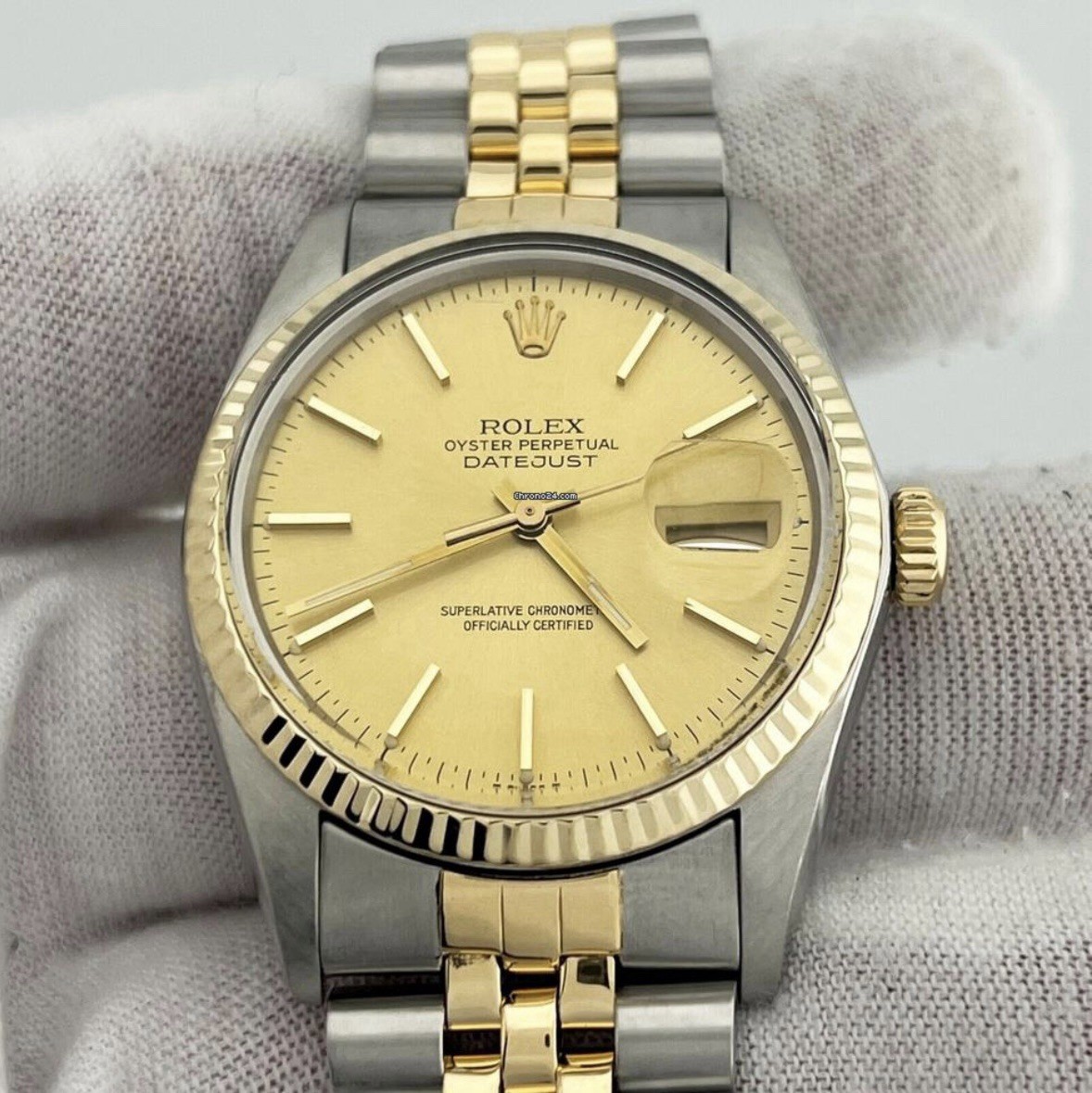 Rolex Datejust 36mm 16013 Champagne Dial 18k Yellow Gold Stainless Steel
