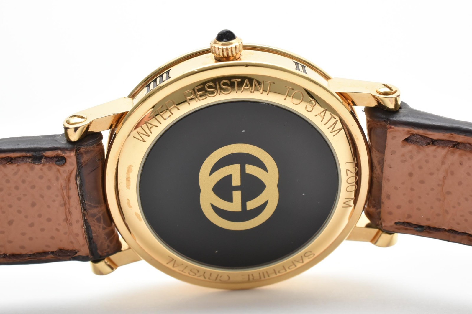[Near MINT] Vintage Gucci 7200M White Roman Dial Date Quartz Men’s Watch JAPAN
