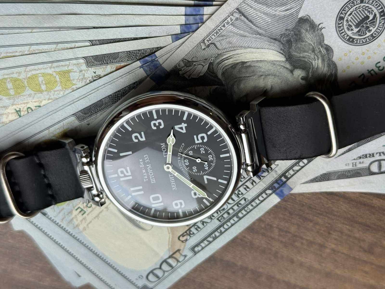 Watch Molniya Mechanical Vintage Soviet Molnija Russian 3602 Dial Wrist Man USSR
