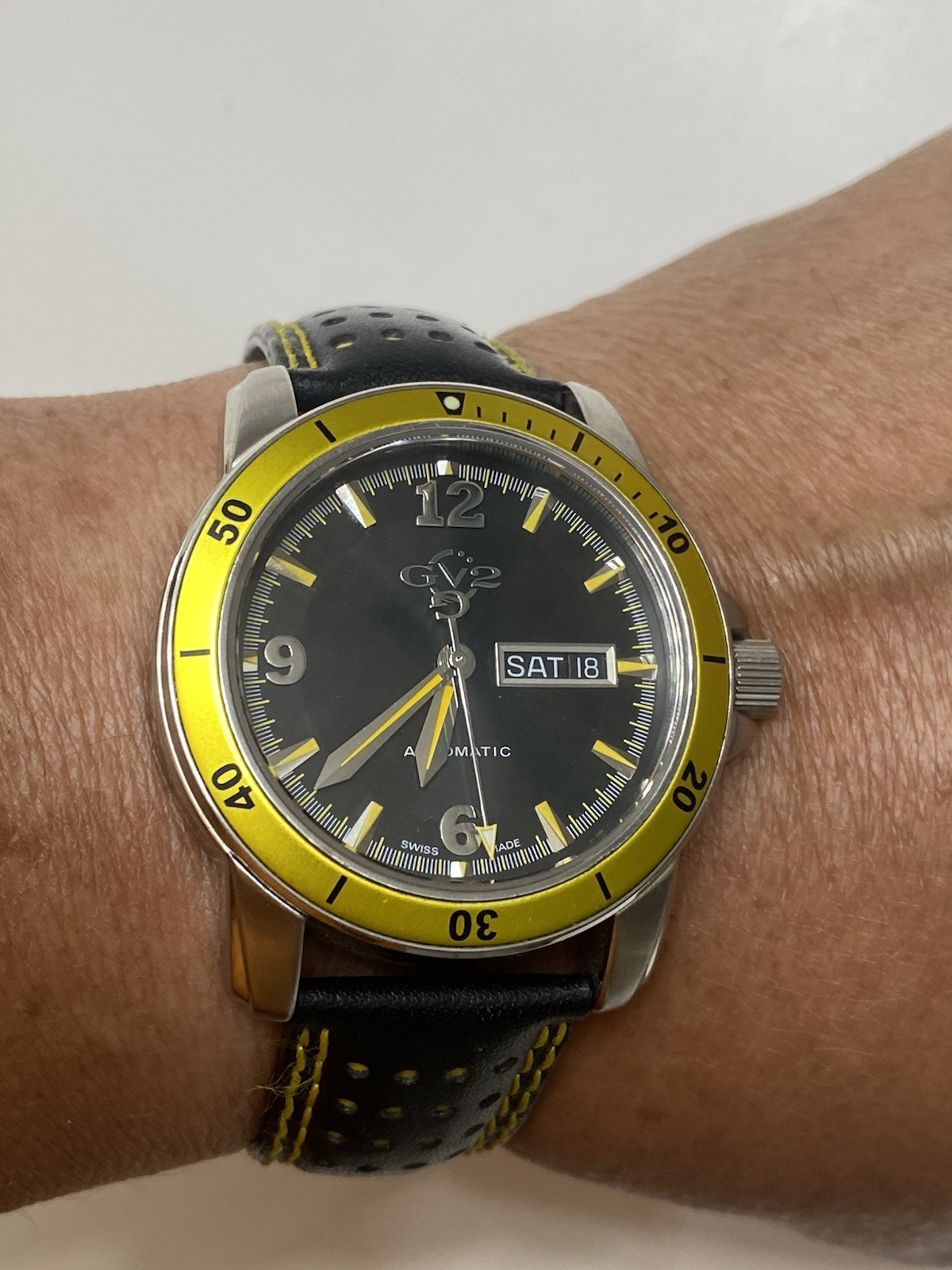 Gevril GV2 Day/date Automatic Diver’s Watch 25 Jewels