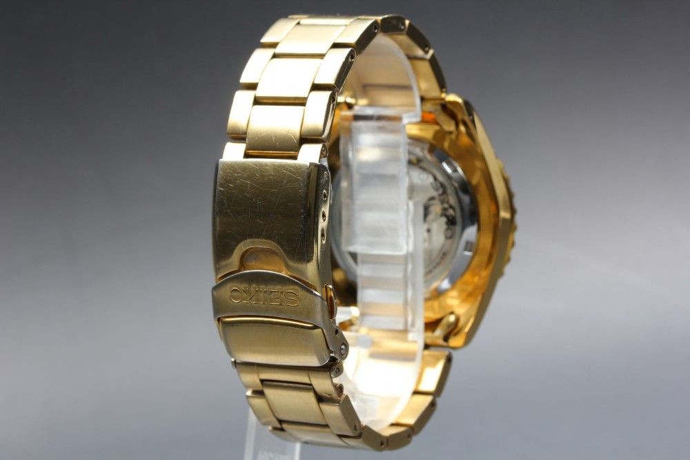 Working item SEIKO 5 Sports SNZF22 7S36 03C0 black gold automatic men s 17274