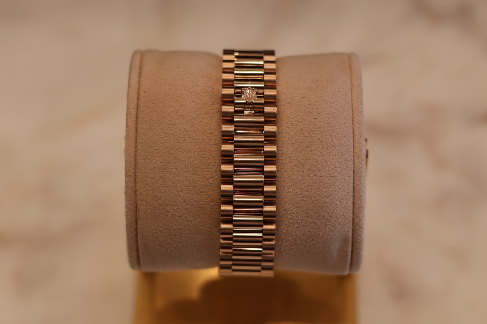 Rolex Day-Date 36 White Roman Rose Gold President Factory Diamond 128345RBR