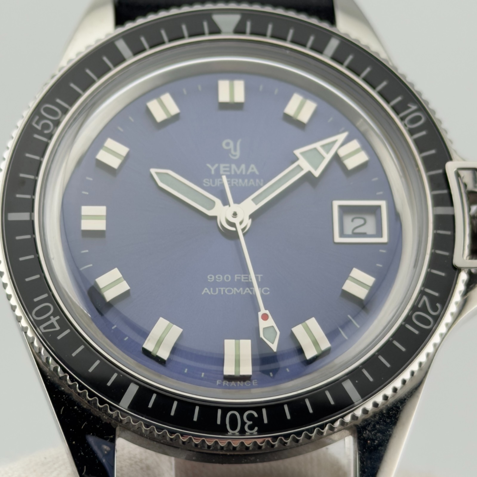 Yema Superman Heritage Blue Purple Sunburst 39mm Automatic Sapphire 300m Diver