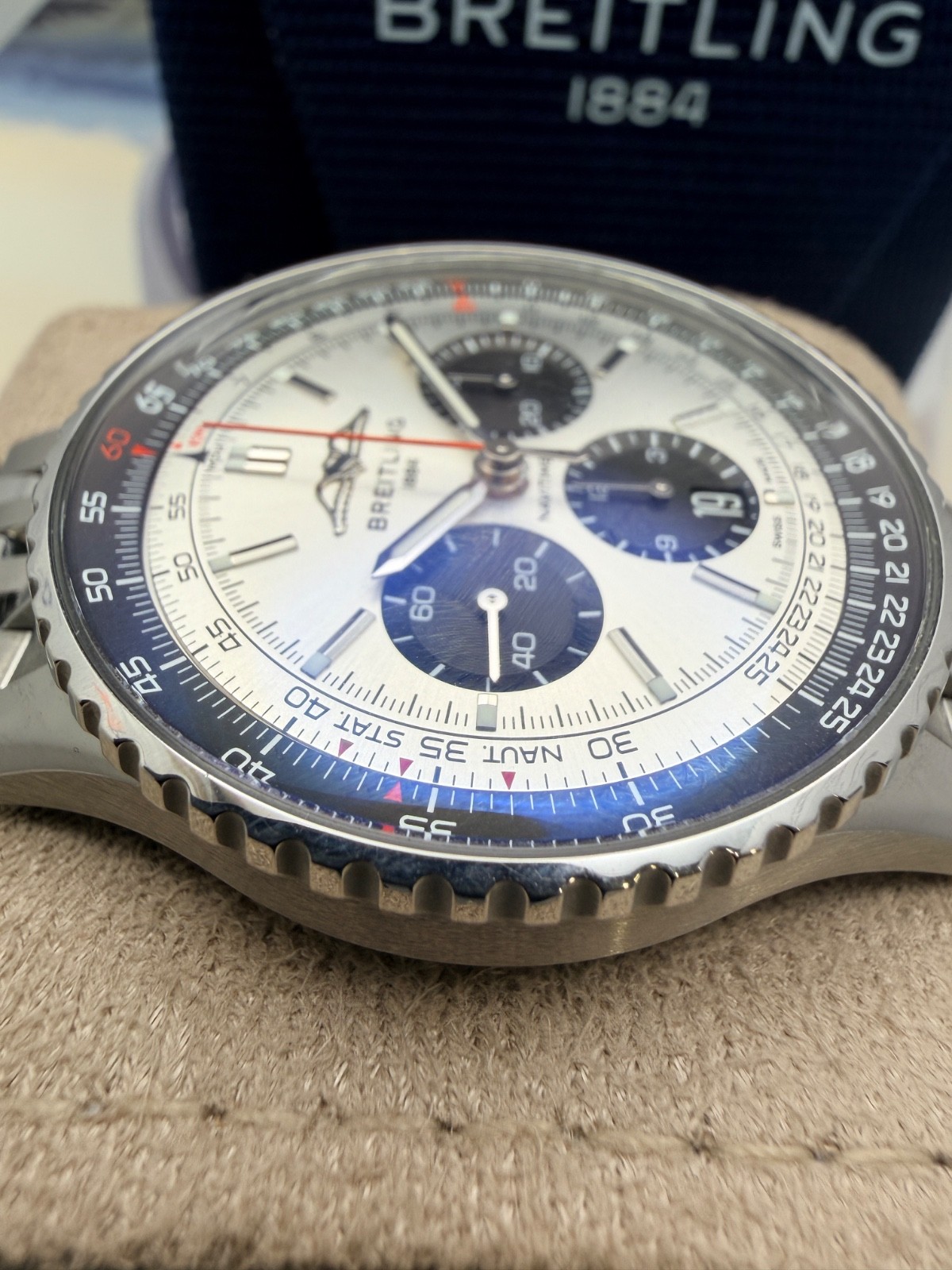 Breitling Navitimer AB0138 43mm warranty