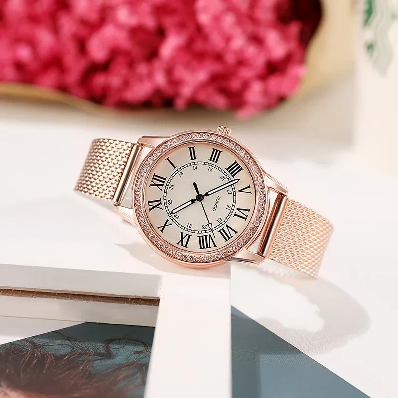 Woman’s Casual Shiny Solid Color Buckle Quartz