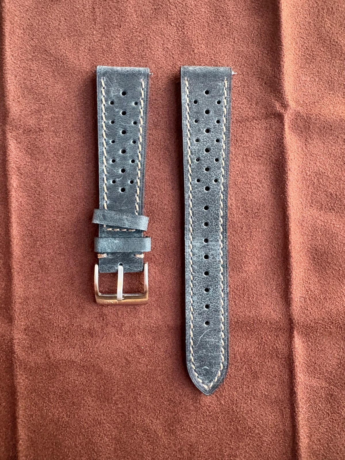 OMEGA Seamaster Aqua Terra “Shades” Blue – Warranty to 2028 + 2 Extra Straps