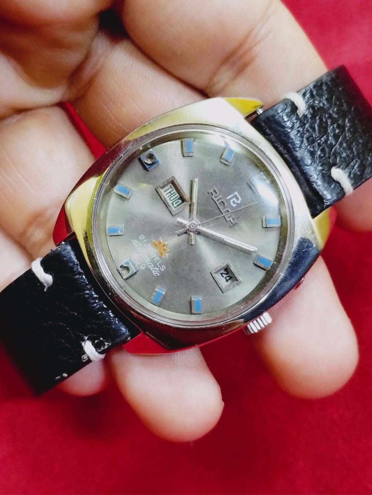 Vintage ricoh 909 gray dial mens 21j Japan working wrist watch.026