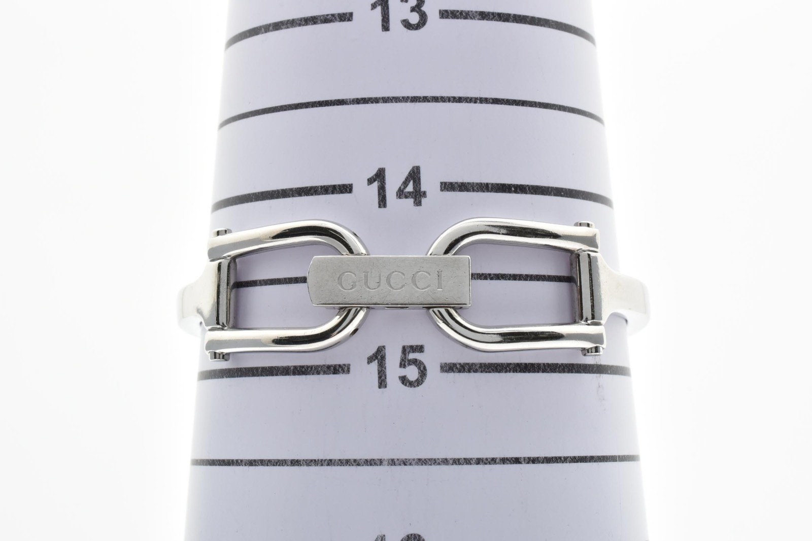 Vintage [N MINT] GUCCI 1500L Silver Pink Shell 12mm Qz Bangle Ladies Watch JAPAN