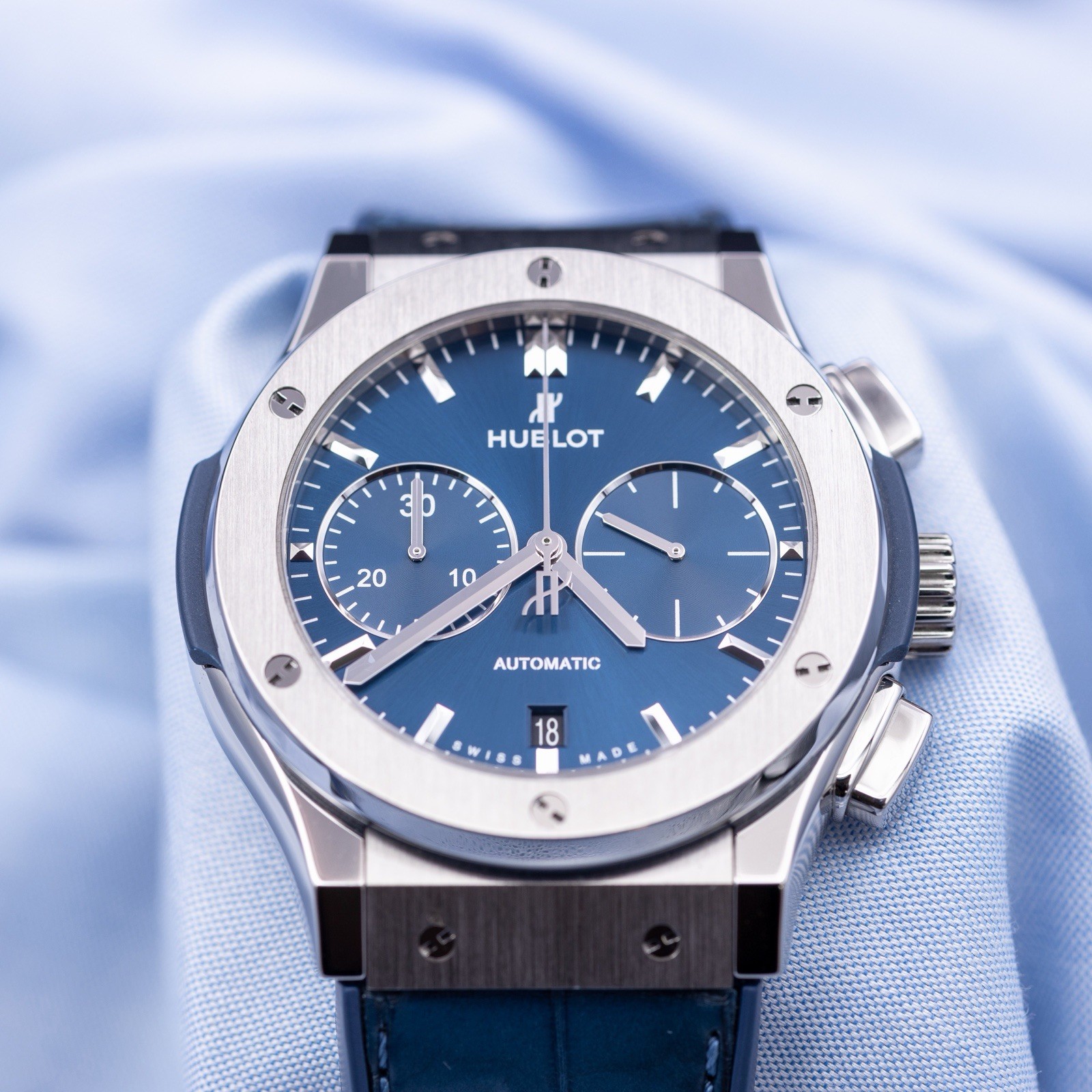 Hublot Classic Fusion Chronograph Blue Dial 521.NX.7170.LR Box+Papers & Receipt