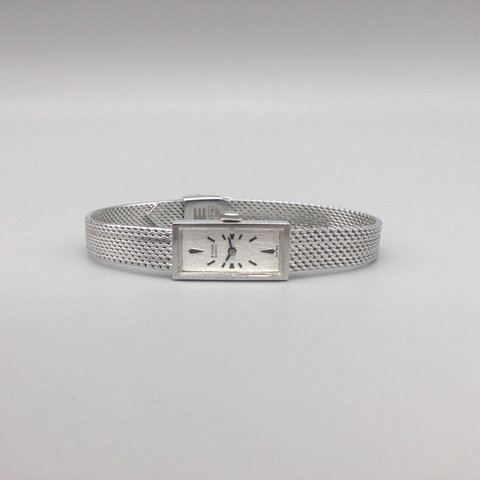 Vintage EMKA Geneve Womens Watch 12mm Silver Tone Mesh Rectangle Dial 3-509