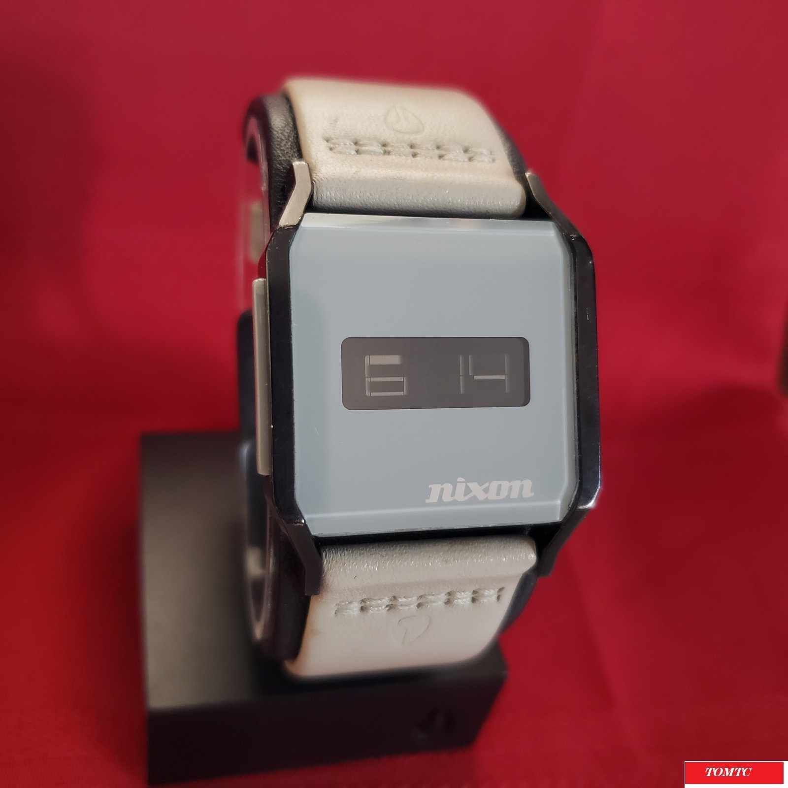 Nixon “The Atom DL” (Black & Grey) 30M China Movement w/ Backlight [7K]